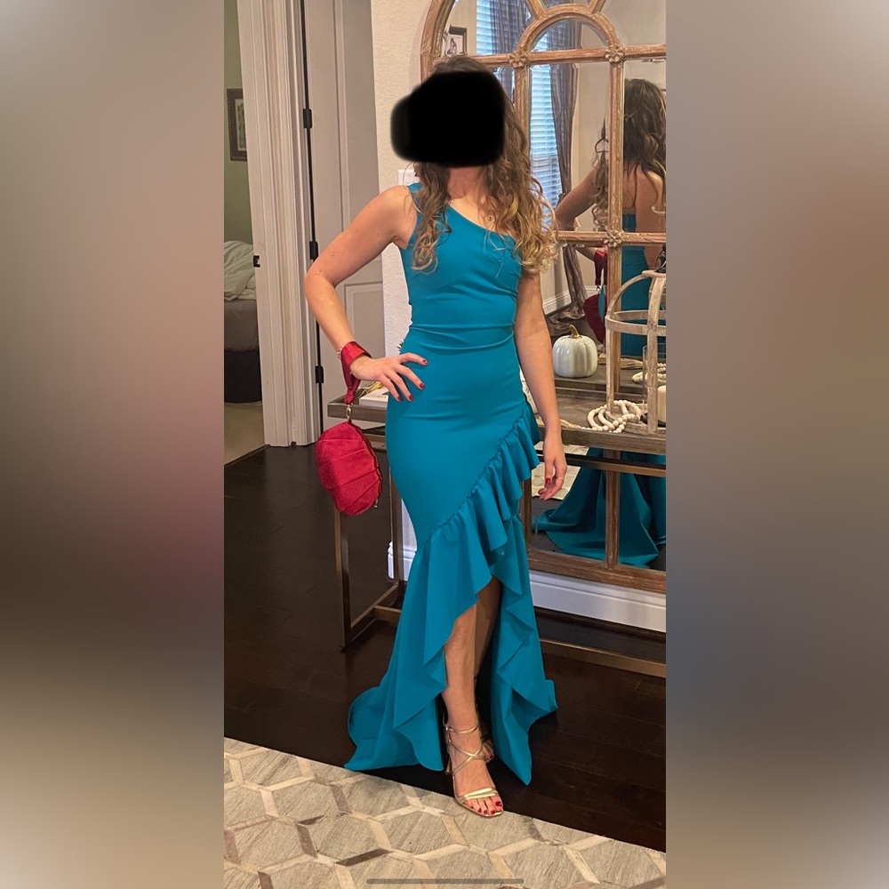 Chiara Boni La Petit Robe one shoulder Gown
